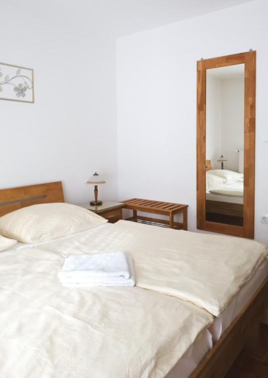 Apartments-Rooms Kocijancic Блед Екстериор снимка