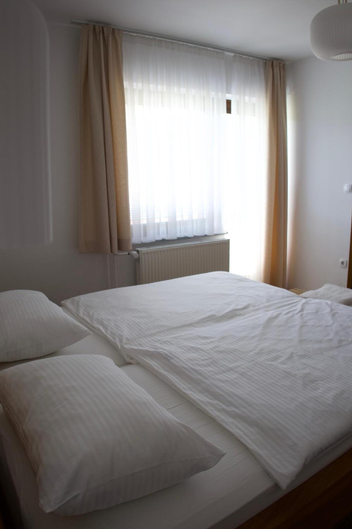 Apartments-Rooms Kocijancic Блед Екстериор снимка